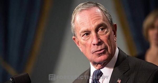 Michael Bloomberg là tỷ phú người Mỹ sáng lập ra Bloomberg LP vào năm 1981
